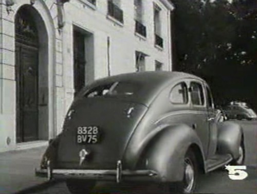 1939 Ford V8 De Luxe Fordor [91A]