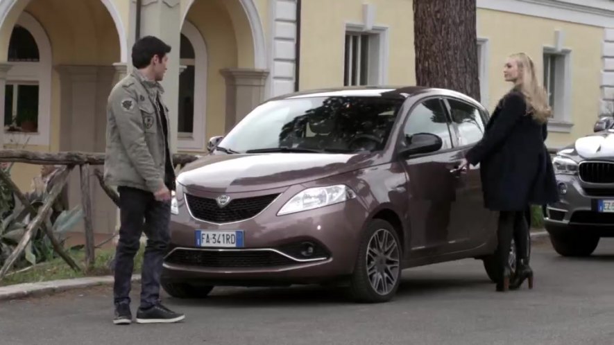 2016 Lancia Ypsilon 1.3 Multijet Platinum [846]