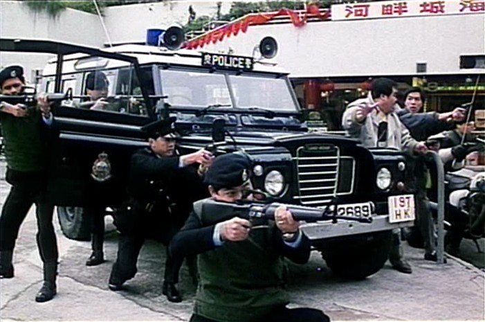 Land-Rover 109'' Series III Station Wagon HK Police