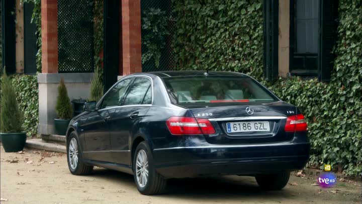 2010 Mercedes-Benz E 250 CDI Elegance [W212]