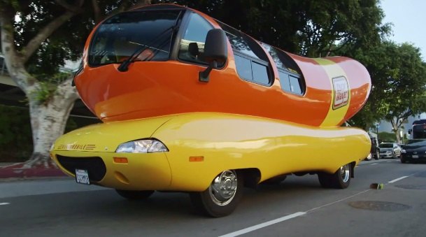 1995 Custom Made Oscar Mayer Wienermobile Carlin Manufacturing on Isuzu N-Series chassis