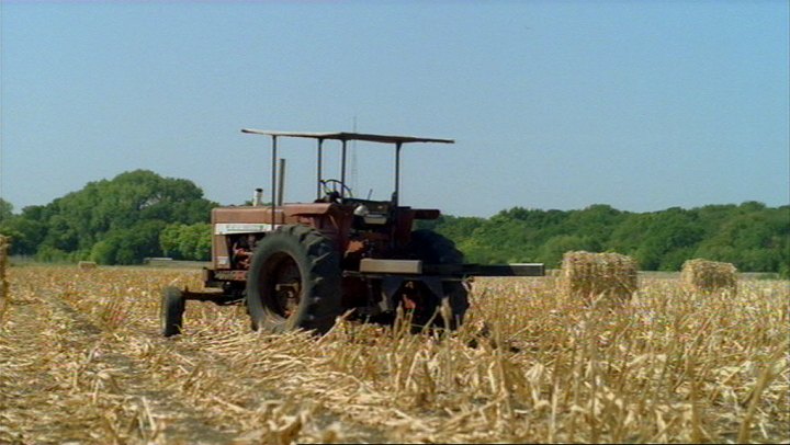 International Harvester 856