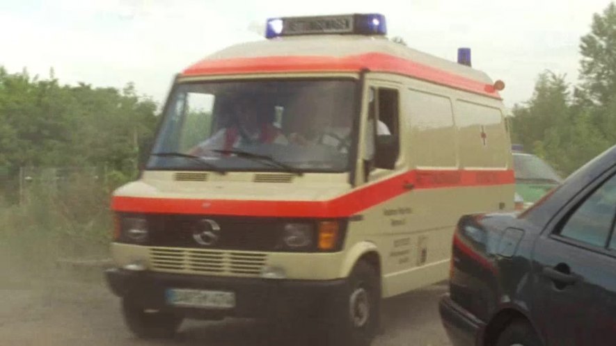 1989 Mercedes-Benz 310 D Ambulance [T1]