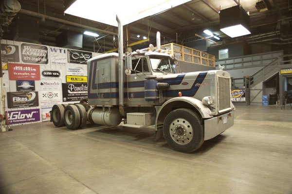 1979 Peterbilt 359 'Chill Factor'