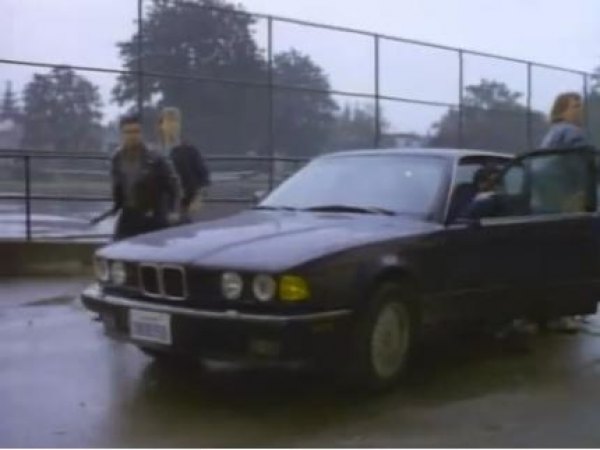 1988 BMW 735i [E32]