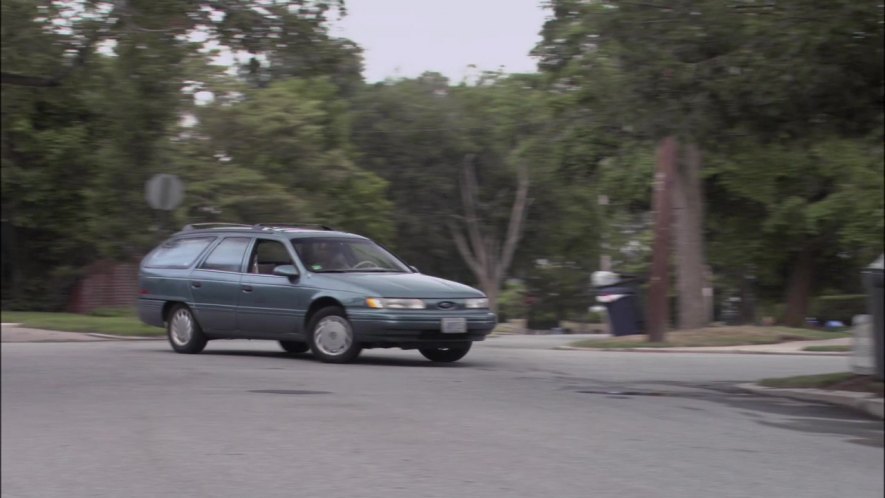 1993 Ford Taurus GL Wagon [DN5]