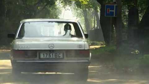 1976 Mercedes-Benz 200 D [W123]