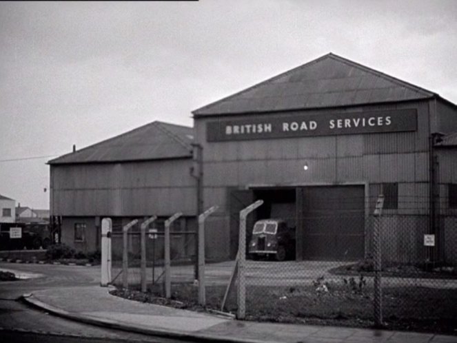 1954 Guy Otter Mk.II 8-10 ton Tractor Unit - British Road Services