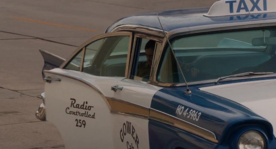 1957 Ford Fairlane 500 Town Sedan