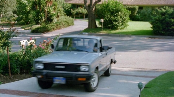 1982 Mazda B-2000 [UC]