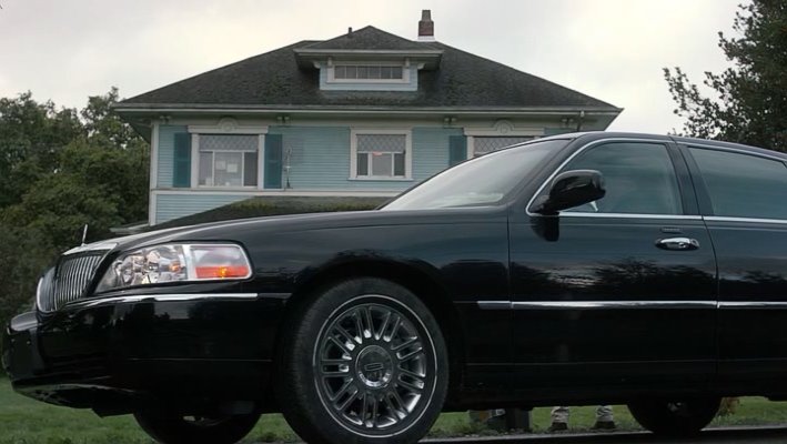 2006 Lincoln Town Car