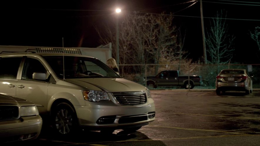 2011 Chrysler Town & Country [RT]