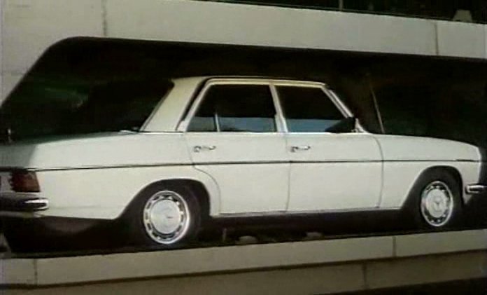 1974 Mercedes-Benz [W115]