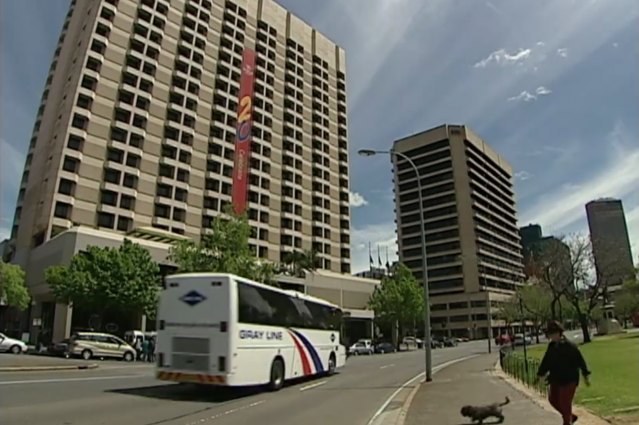 2000 MotorCoach Australia Classic III