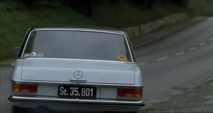 Mercedes-Benz 220 D [W115]