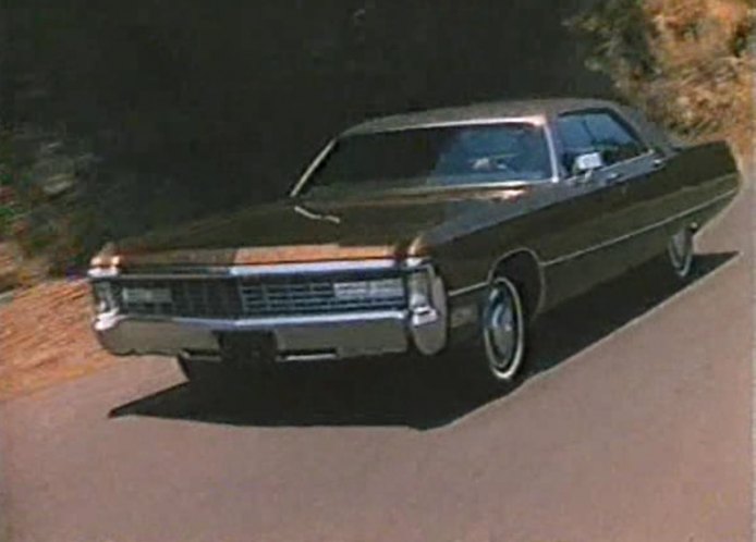 1971 Imperial LeBaron Four-Door Hardtop [GY-M-43]