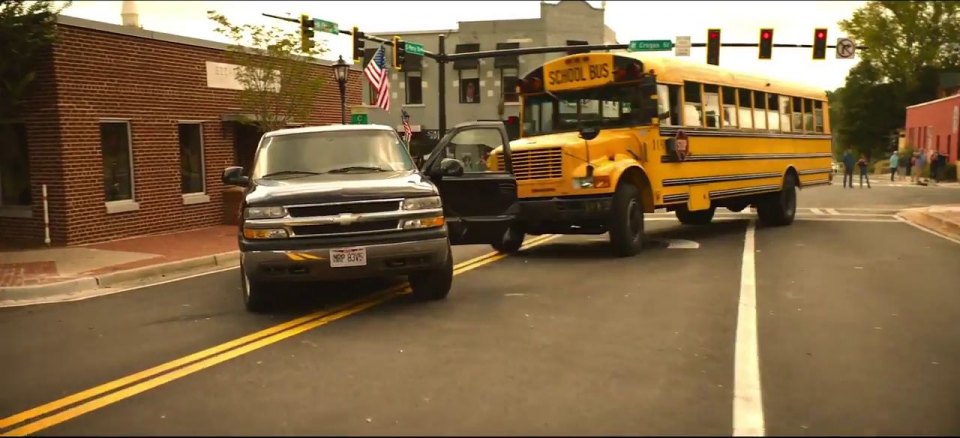 2001 Chevrolet Suburban [GMT830]