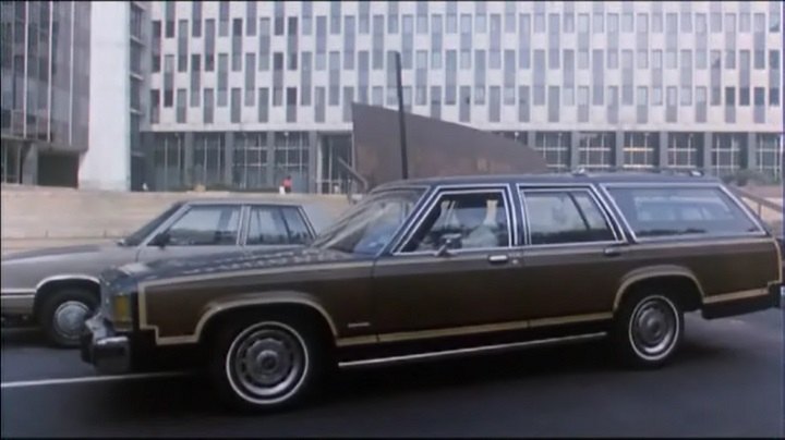 1982 Ford LTD Country Squire