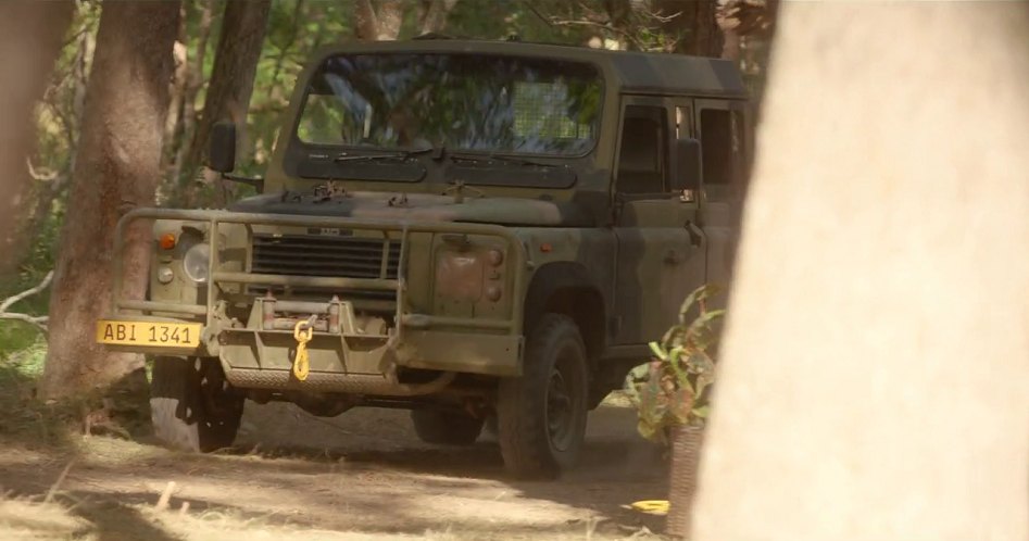 1989 Land-Rover 110 Perentie 6x6 crew cab