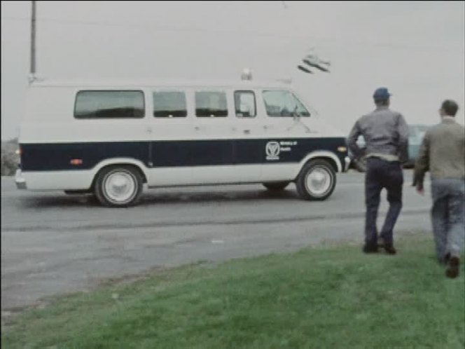 1974 Dodge Sportsman Maxiwagon