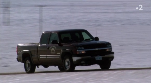 2003 Chevrolet Silverado K-2500 Extended Cab [GMT880]