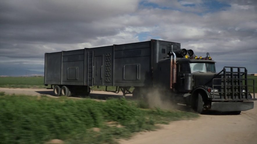 Peterbilt 379