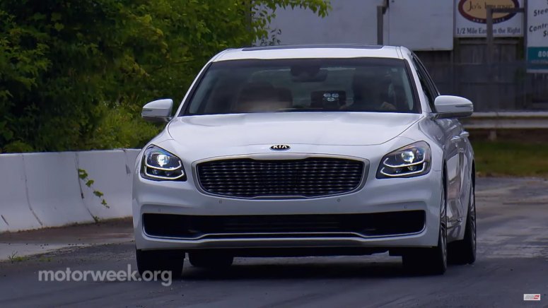 2019 Kia K900 AWD [RJ]