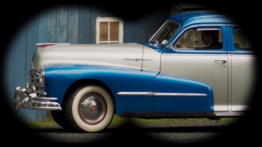 1948 Pontiac Streamliner De Luxe