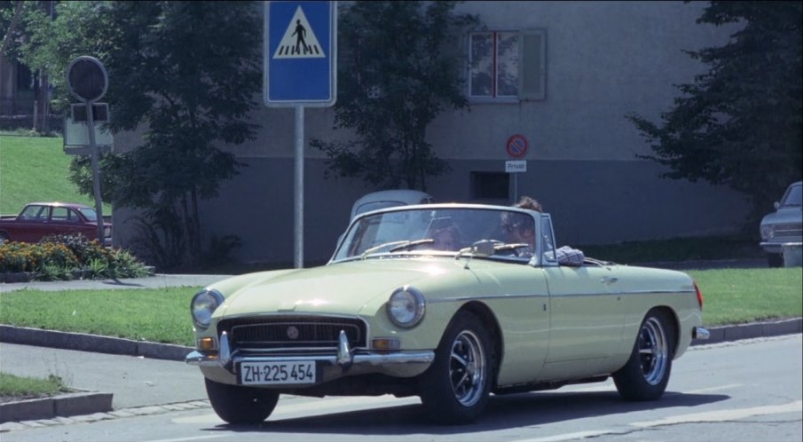 1970 MG B Roadster [ADO23]