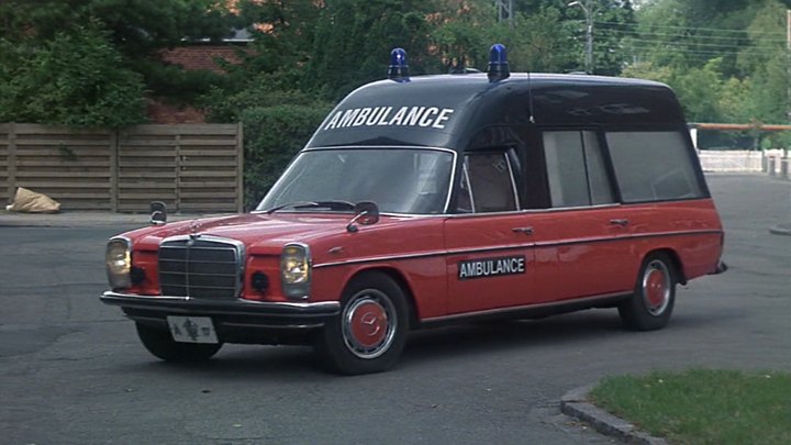 1969 Mercedes-Benz Ambulance Binz Europ 1200 L [W115]