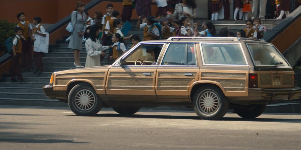 1986 Chrysler LeBaron Town & Country