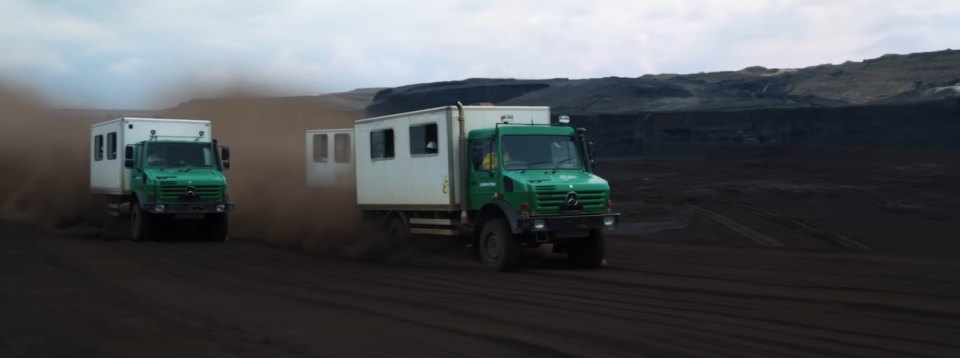 2000 Mercedes-Benz Unimog U 4000