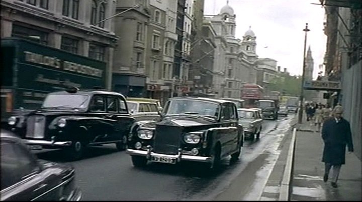 1971 Austin FX4