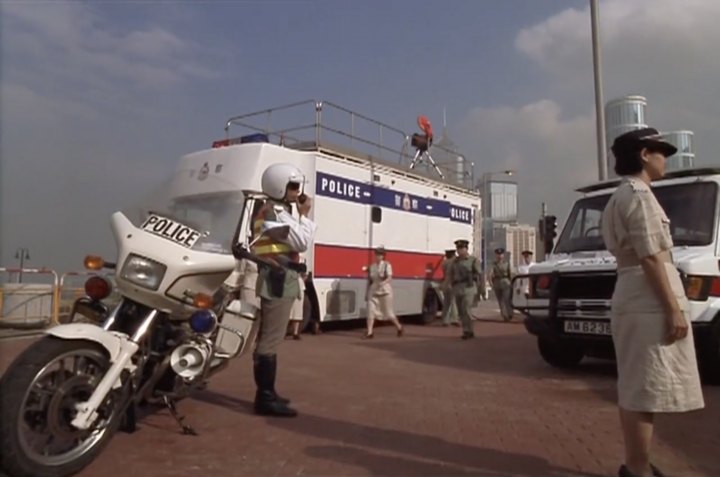 Mercedes-Benz HK Police Mobile Command Unit [T1]