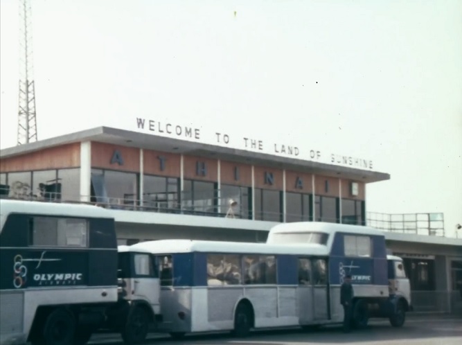 1960 Fiat 650 N Airport apron bus