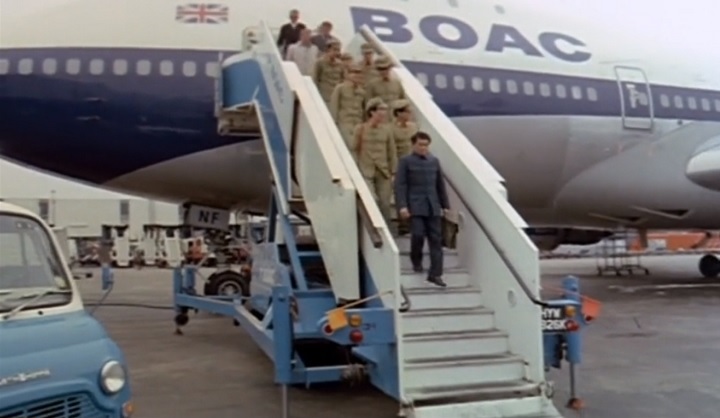 1972 Bedford TK Mobile Boarding Stairs