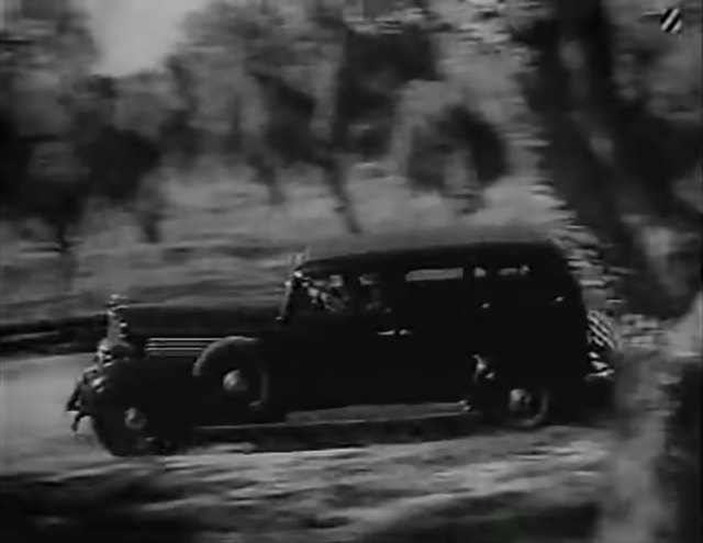 1934 Buick Series 60 Sedan [67]