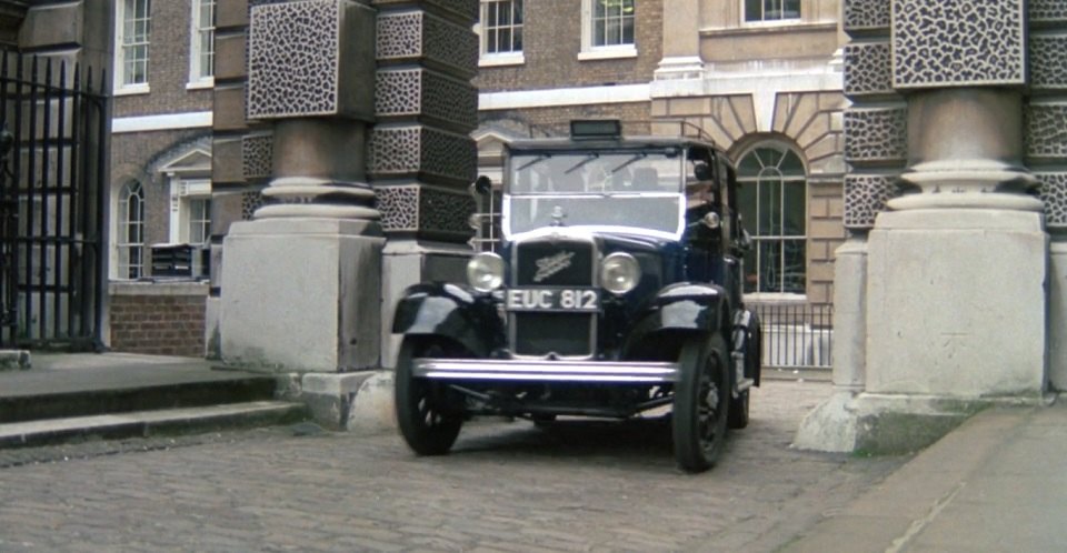 1938 Morris-Commercial G2 SW Super Six Taxi