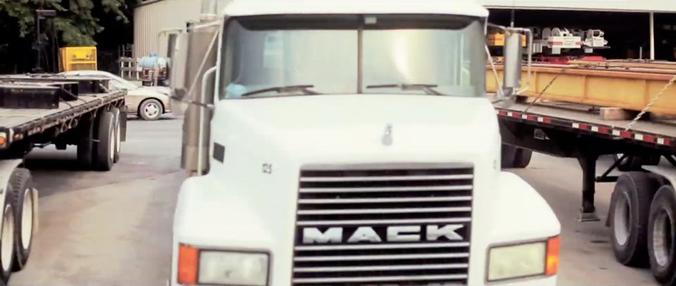 Mack CH