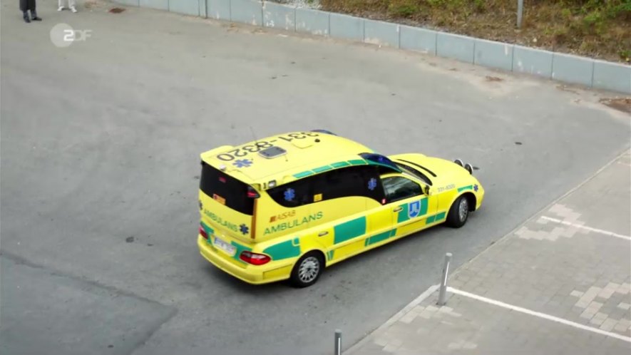 Mercedes-Benz E-Klasse Ambulans Binz A 2003/ Euro-Lans [VF211]