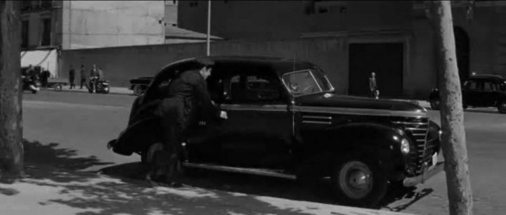 1939 Plymouth De Luxe Touring Sedan [P-8]