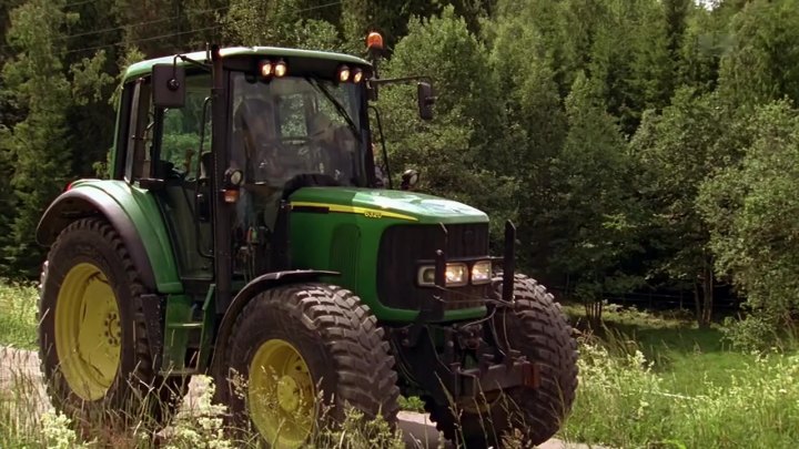 John Deere 6320