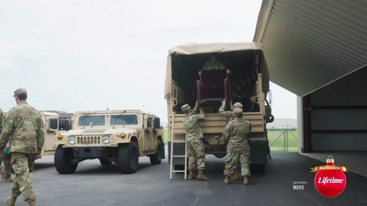 AM General HMMWV M1165