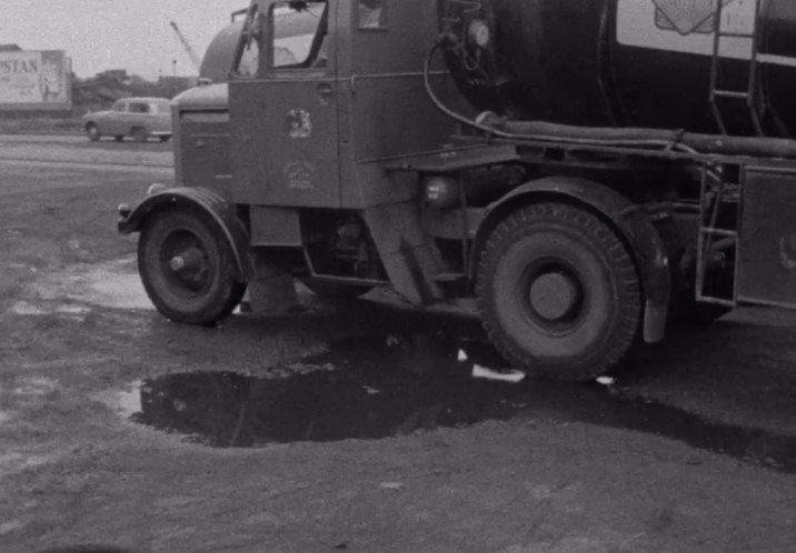 Scammell 15 MU Shell tanker