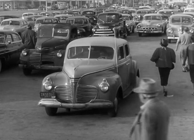 1950 Pontiac Chieftain Business Coupe [2527B]