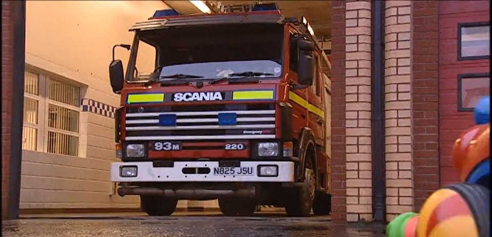 1995 Scania P 93 M 220 Emergency One