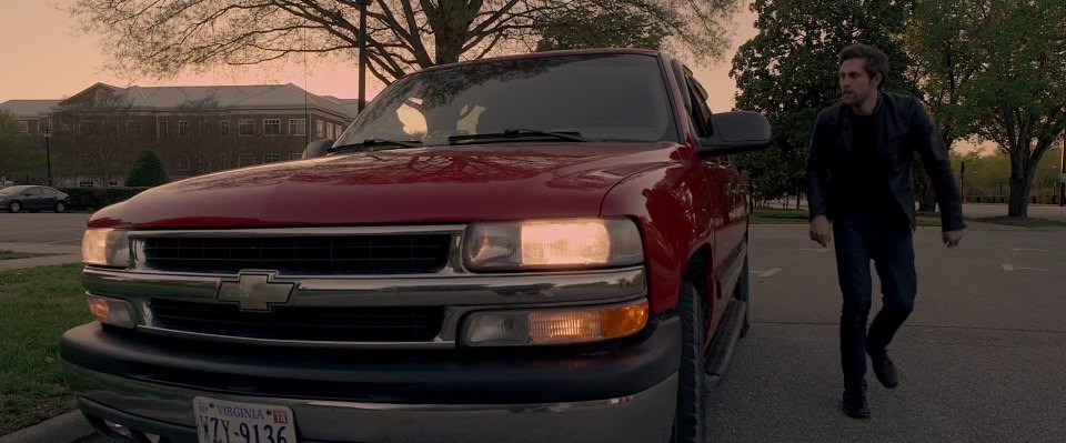 2002 Chevrolet Suburban [GMT830]