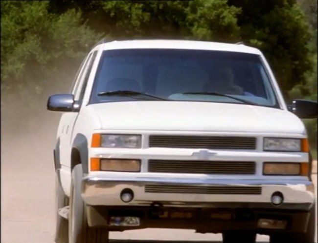 1995 Chevrolet Suburban 1500 [GMT410]