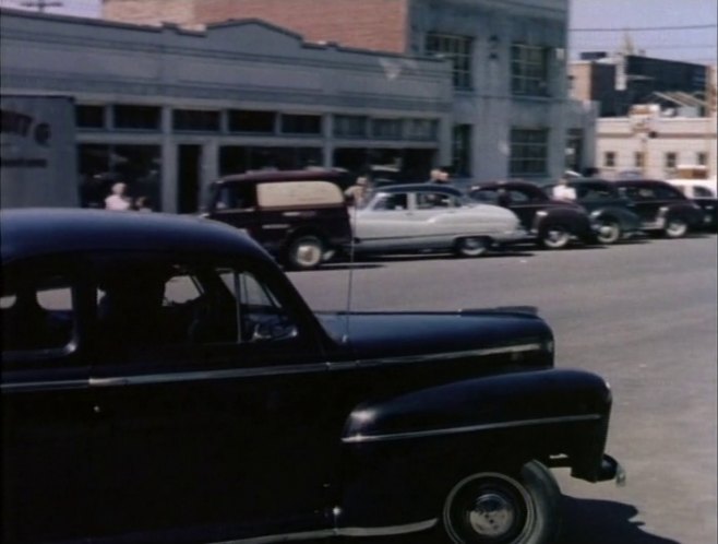 1950 Buick Super 126 4-door Tourback Sedan [52]