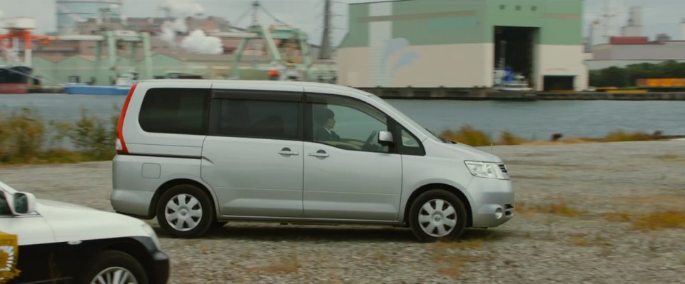 2005 Nissan Serena [C25]